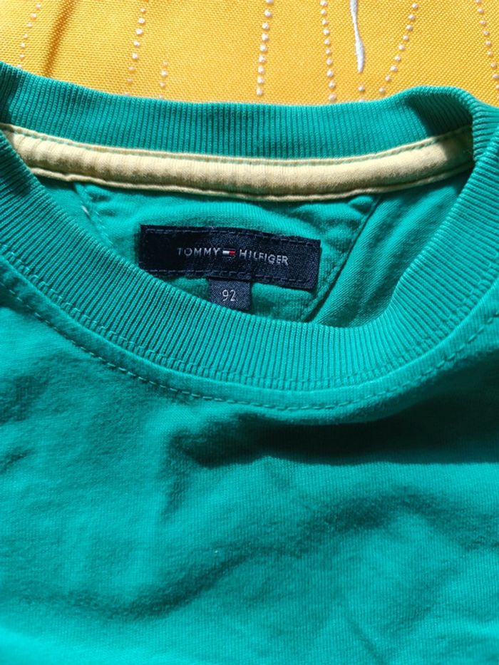 Tee-shirt manches courtes Tommy Hilfiger 2 ans - photo numéro 2