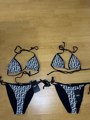 Maillot de bain F noir et blanc 