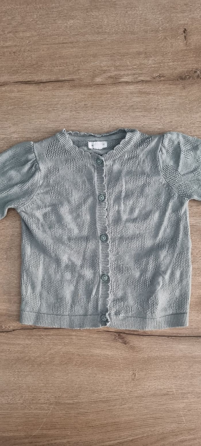Gilet léger 12 mois - photo numéro 2