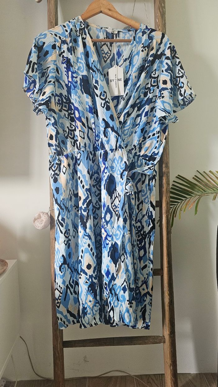 Robe taille 46/48 3XL neuve avec étiquette robe d'été