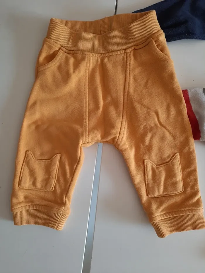 lot vetements garçon bébé 6-9 mois - photo numéro 5