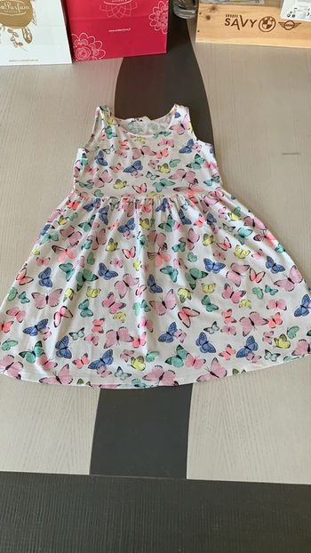 Robe papillon 🦋 8/10 ans H&M