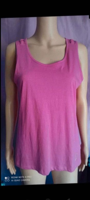 Débardeur  rose  taille  2