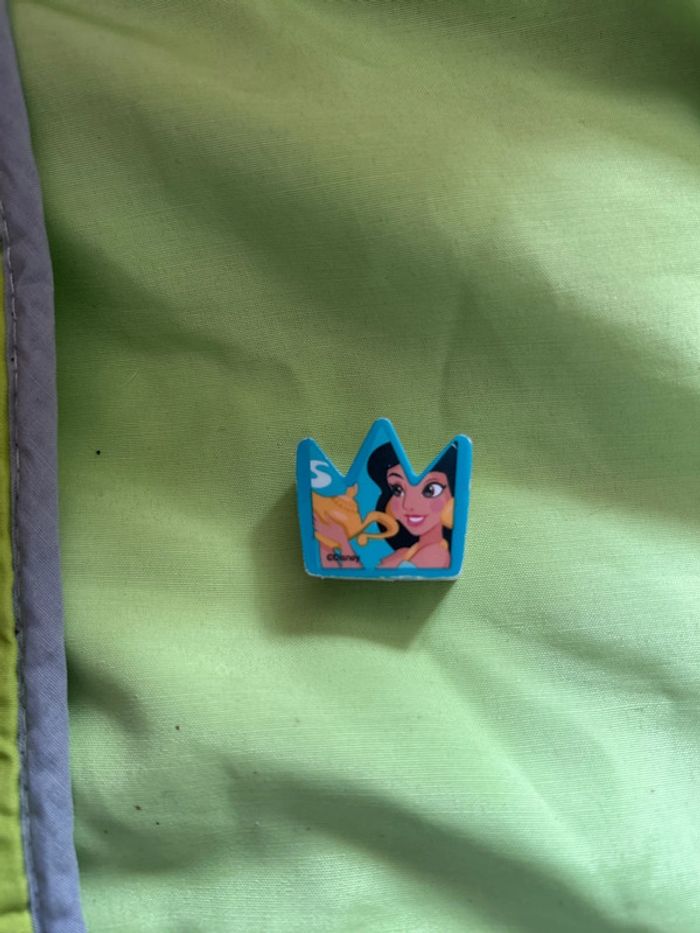 Fourniture scolaire gomme Disney