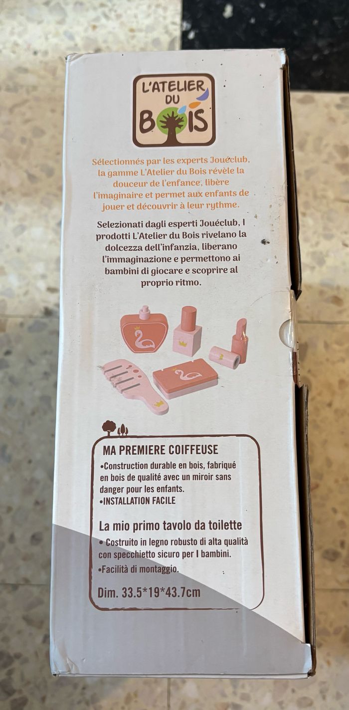 Coiffeuse en bois neuve - photo numéro 3