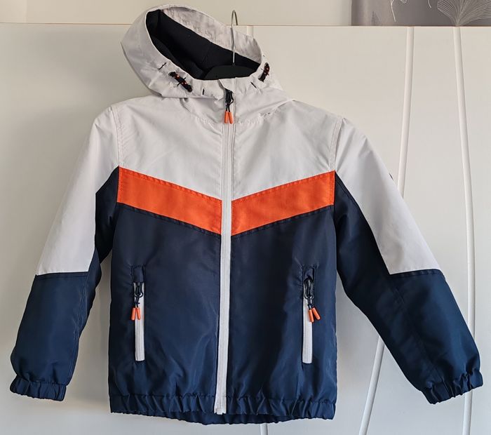Veste blanche et bleue 6 ans