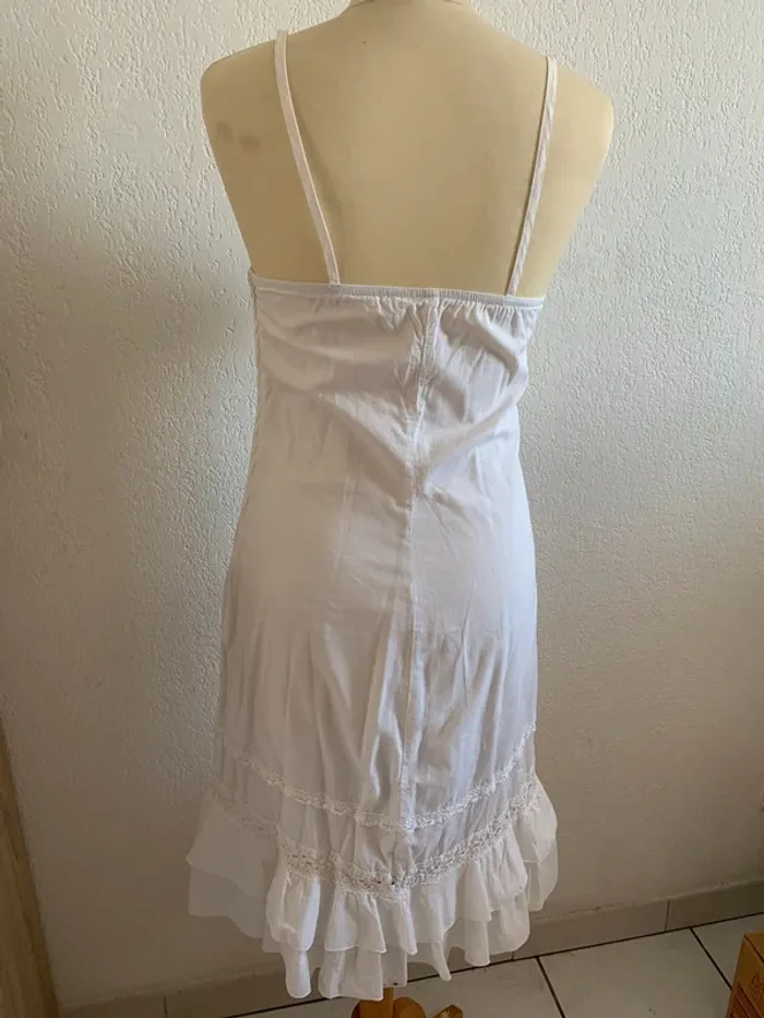 Robe d'été blanche T 36/38 - photo numéro 3