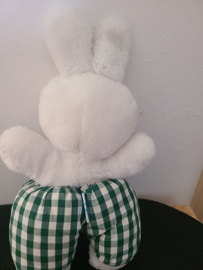 Peluche doudou Lapin blanc salopette carreaux verts Nounours Grelot - photo numéro 3