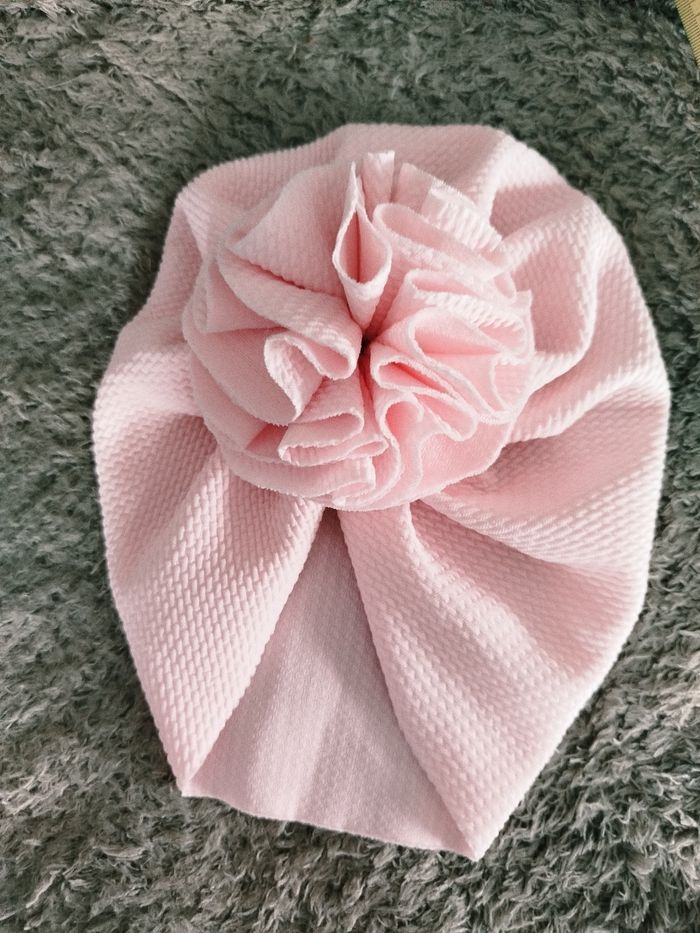 Bonnet fleurs Bébé neuf ni - photo numéro 6