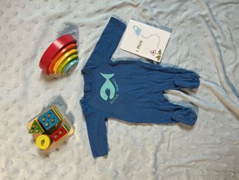 pyjama grenouillère en coton bleu impression devant in extenso 1 mois