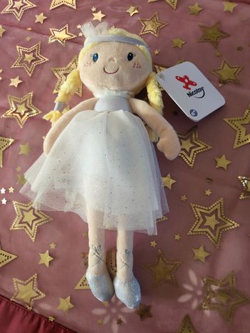 Une poupée princesse