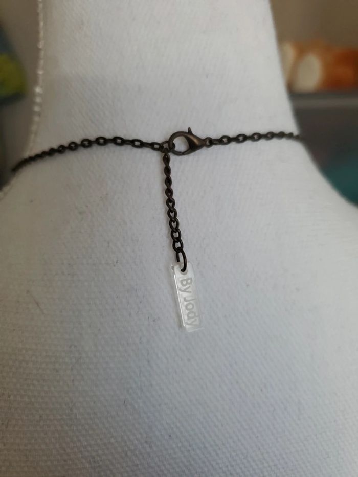 Collier Artisanale en résine - photo numéro 4