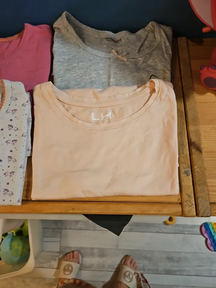 Lot t shirt fille manches courtes 10 ans - photo numéro 4