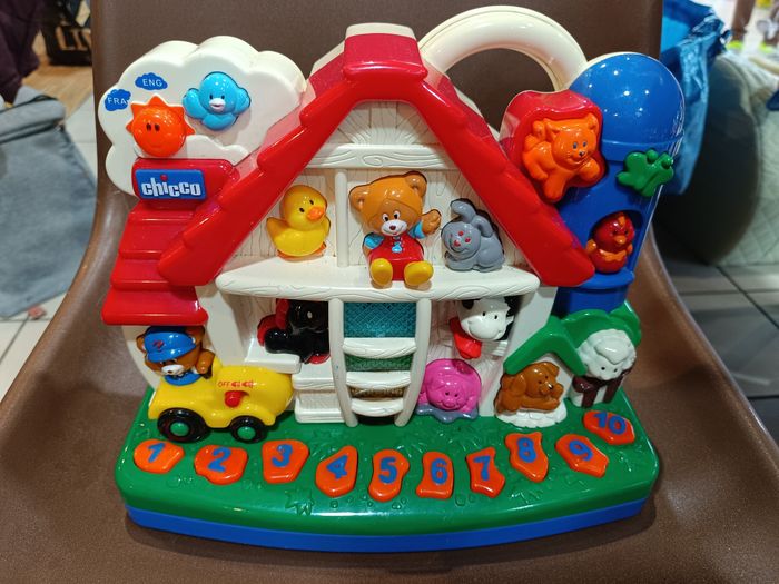 Ferme animaux de chez Chicco  12 mois et ++++