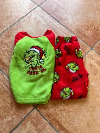 Pyjama de Noël polaire Primark 4/5ans neuf