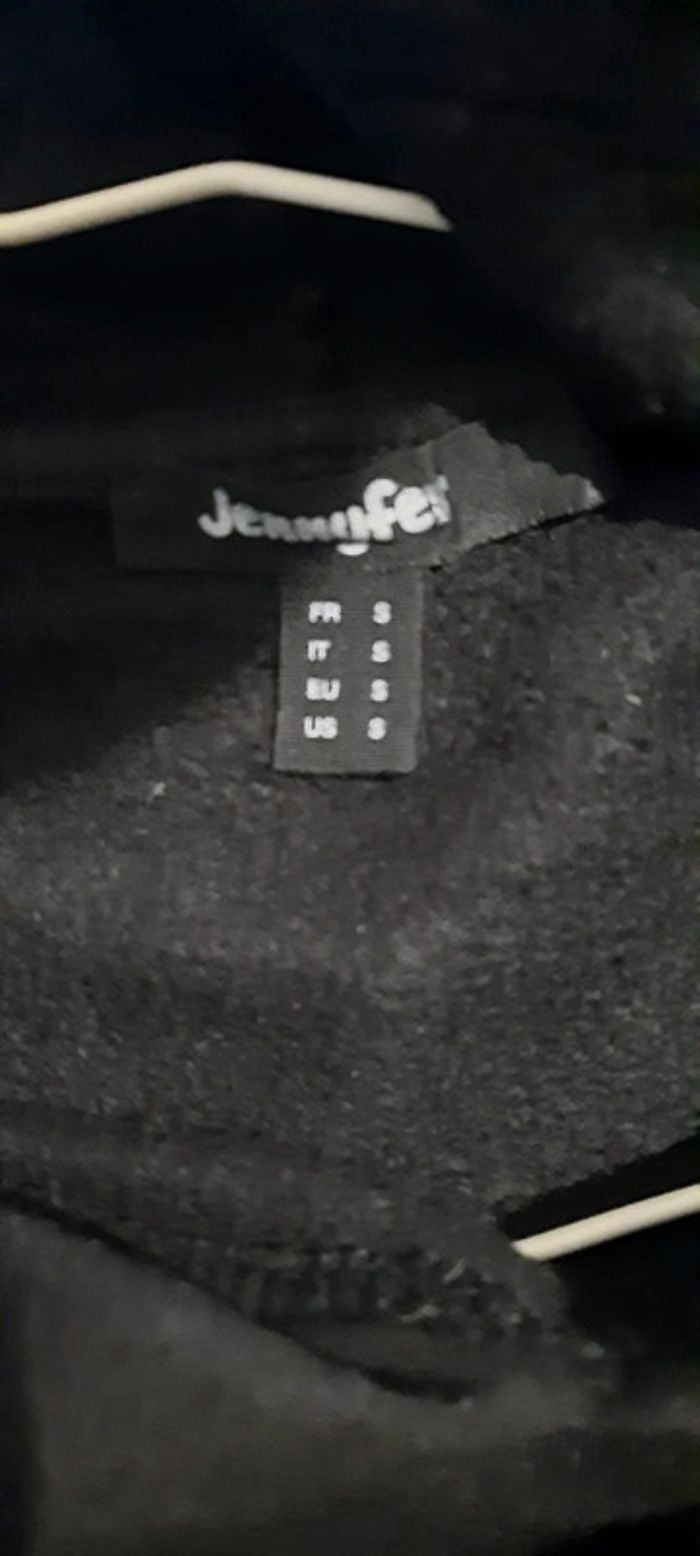 Pull à capuche noir jennyfer taille S avec écriture - photo numéro 5
