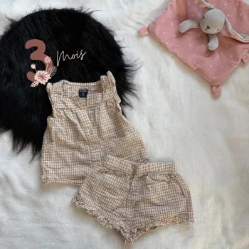 Ensemble short