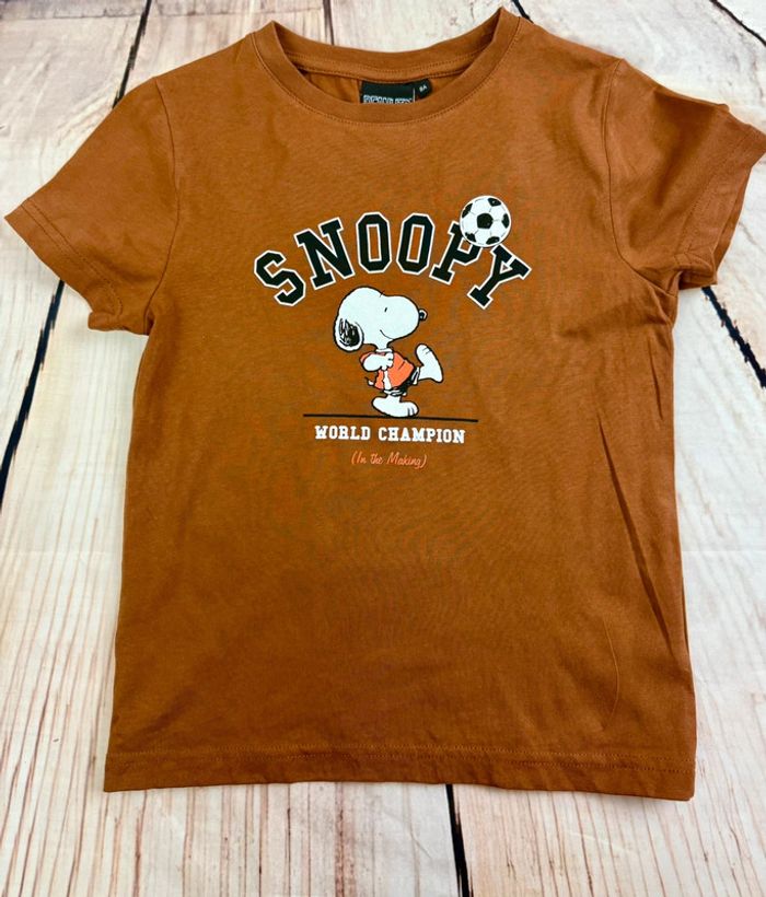 T-shirt été garçon Snoppy Foot manches courtes 8 ans - photo numéro 2