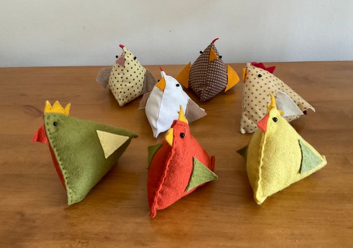 Lot de 7 Poules décoratives en feutrine - photo numéro 2