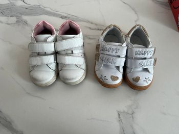 2 paires chaussures taille 21