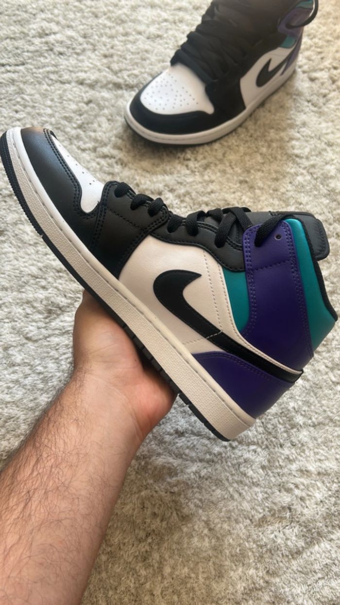 Air Jordan 1 Mid – Aqua Grape Black Toe / Blanc Violet Noir – Taille 44 - photo numéro 6
