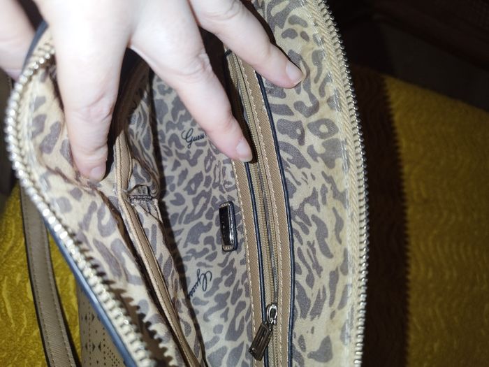 Sac bandoulière Guess - photo numéro 5