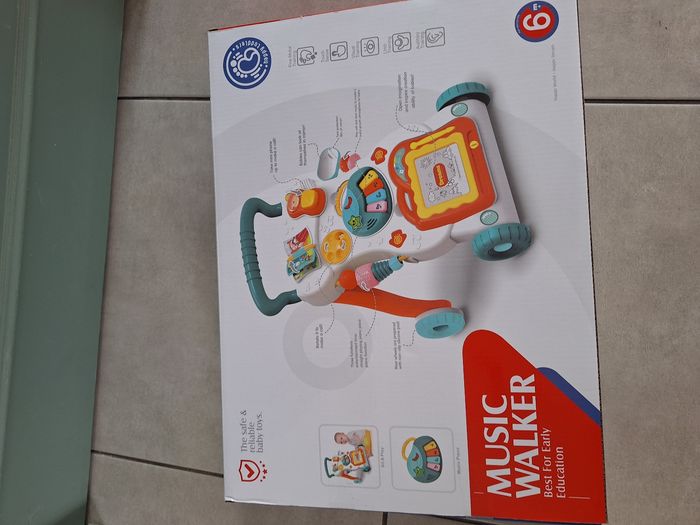 Trotteur à pousser - photo numéro 5