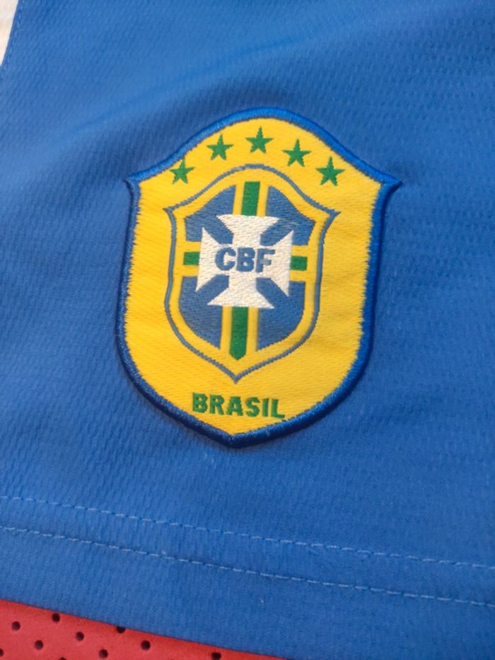 Short de foot Brésil, Nike Authentique Officiel taille enfant 12/13 ans - photo numéro 4