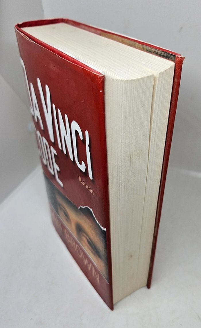 "Da Vinci Code", de Dan Brown.
516 pages.
ISBN : 2.7441.7554.4. - photo numéro 3