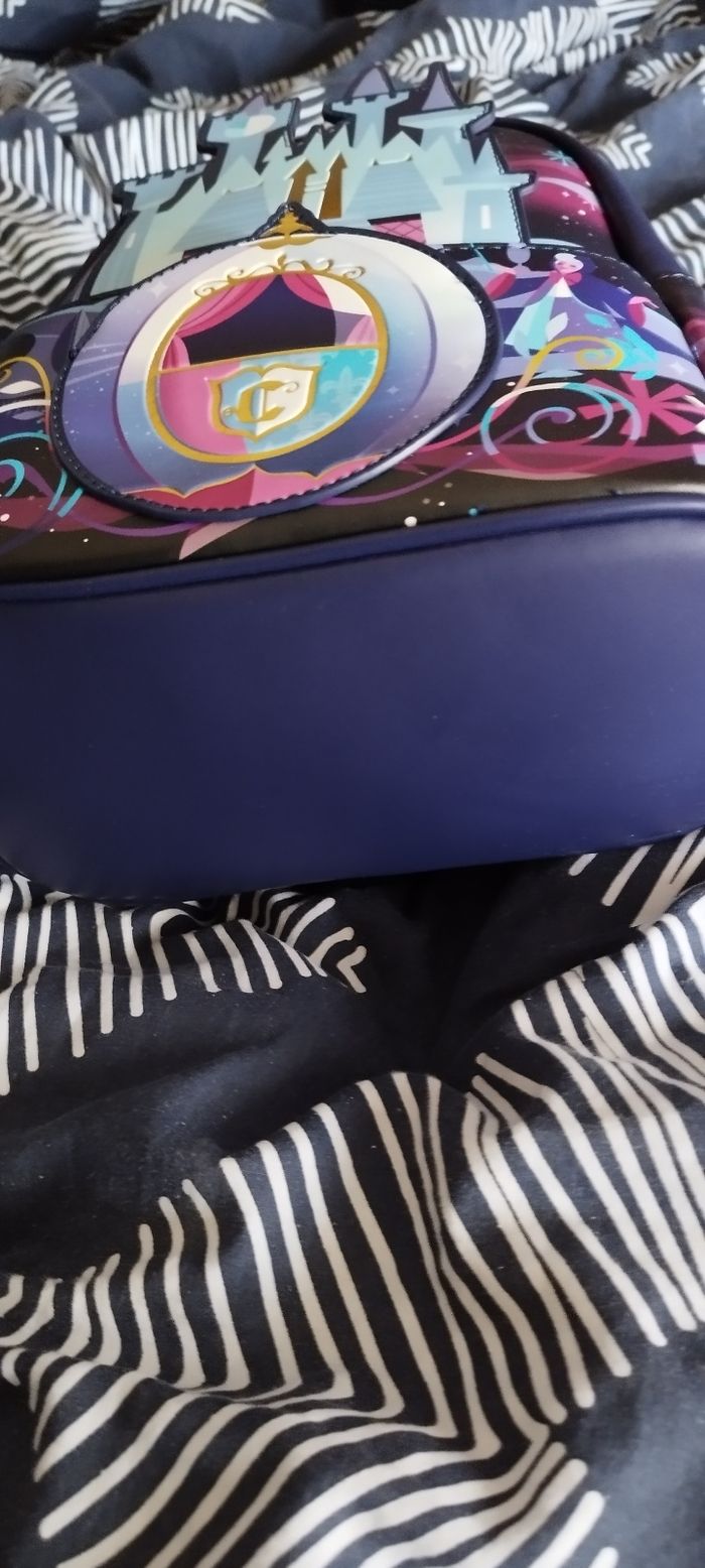 Sac à dos loungefly château de Cendrillon - photo numéro 5