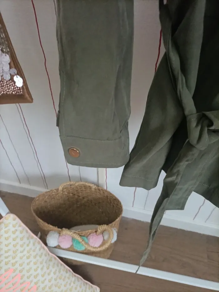 Jolie veste légère Kiabi 42 - photo numéro 4