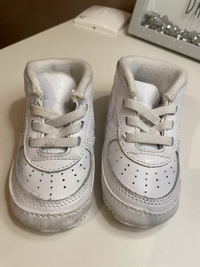 Chaussures Nike bébé - photo numéro 2