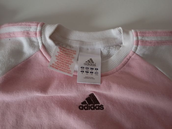 Ensemble survêtement jogging. 2 ans . Adidas. Rose  blanc marron . Coton polyester. Très bon état - photo numéro 5