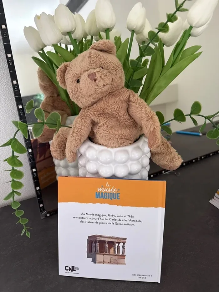 Livre mac do neuf Les cariatides de l acropole Mac do neuf - photo numéro 2