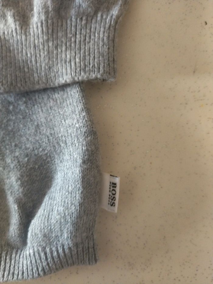 Tee shirt Ralph Lauren manches courtes+ gilet Hugo Boss. Taille 3 mois - photo numéro 4