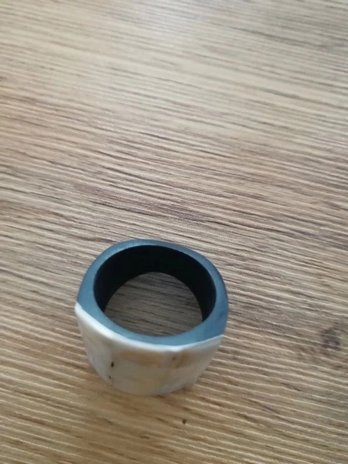 Bague en bois et nacre - photo numéro 5