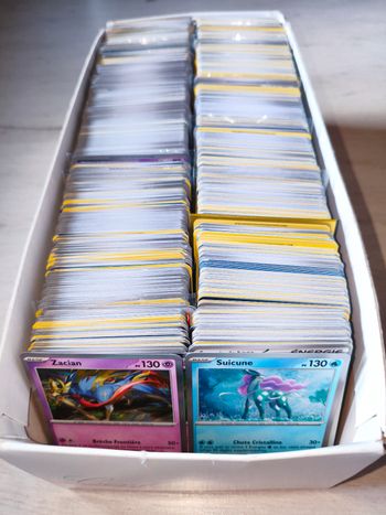 100 cartes Pokémon 