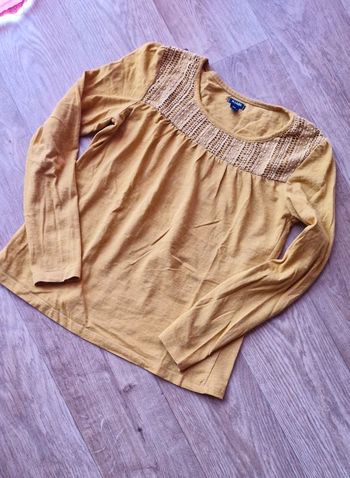 T shirt manches longues moutarde 10 ans