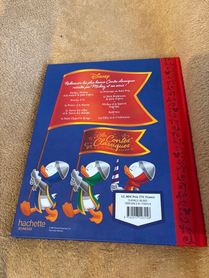 Livre les contes classiques - photo numéro 2