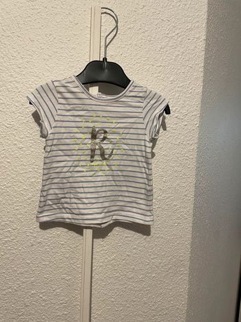 Joli t shirt 3 mois