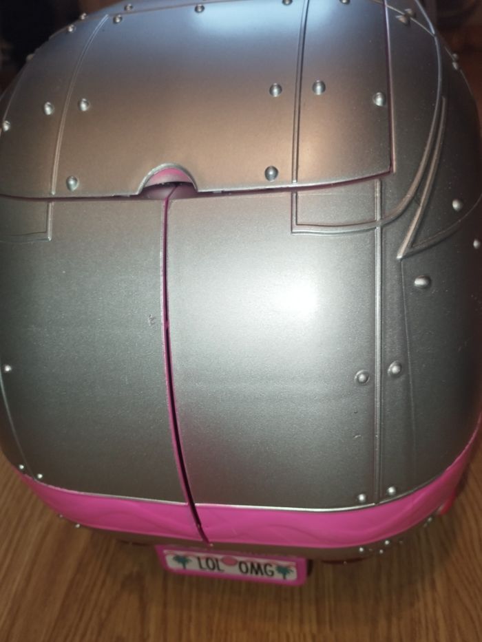 Camping car poupée LOL+ accessoires - photo numéro 5