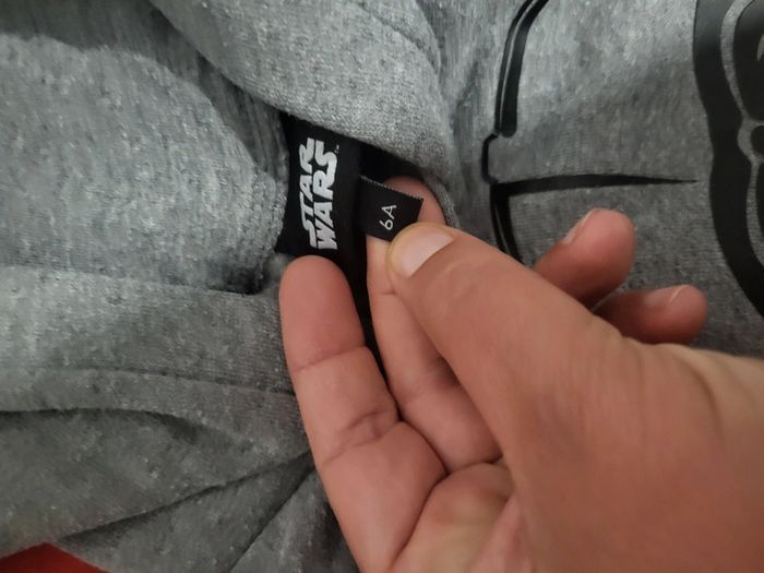 Sweat 6 ans - photo numéro 2