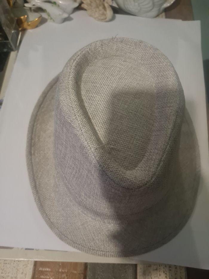 Chapeau
