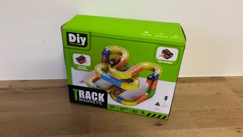 Kit de train électrique magnétique flexible Clickrail 81 pièces