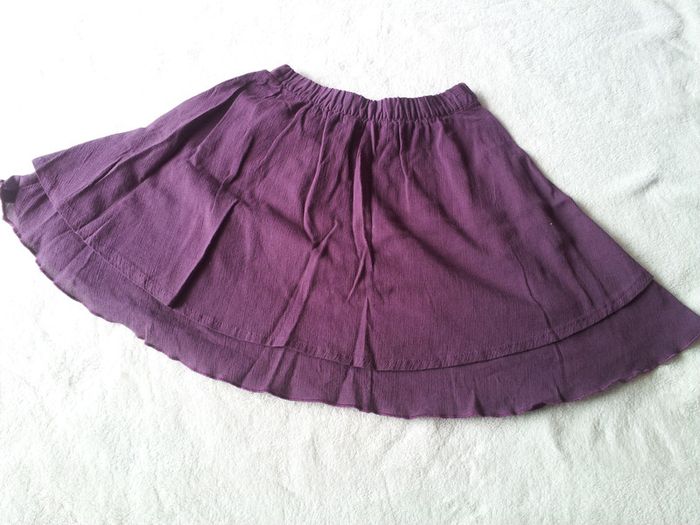 Jupe courte fluide taille élastiquée violette 4 ans TBE - photo numéro 5