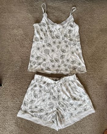 Pyjama caraco et short neuf