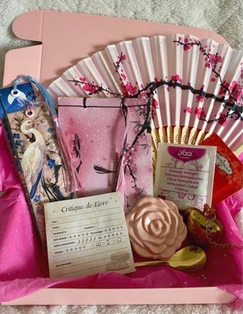 Coffret cadeau lecture inspiration japon avec marque-pages et papeterie