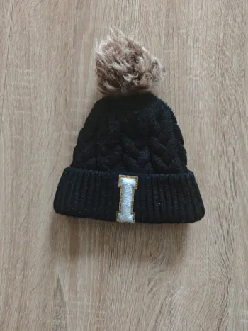 Bonnet initiale I
