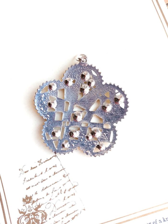 Magnifique pendentif fleurs vintage - photo numéro 5