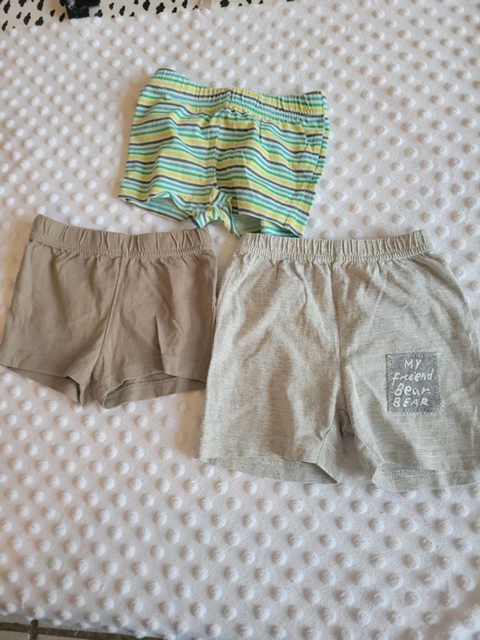 Lot de 3 shorts mixtes – 6 mois – Rayé, kaki & gris
